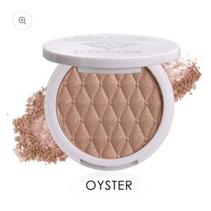 Seraphine Botanicals highlighter